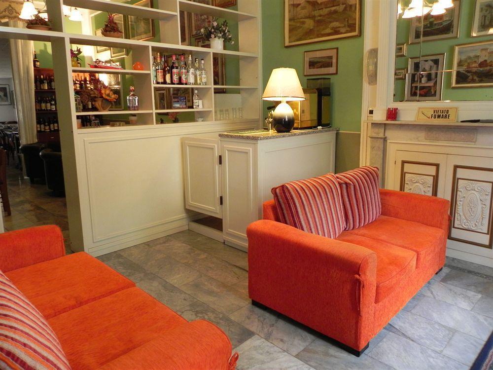 Hotel Ondina Viareggio Esterno foto