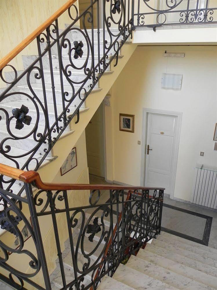 Hotel Ondina Viareggio Esterno foto