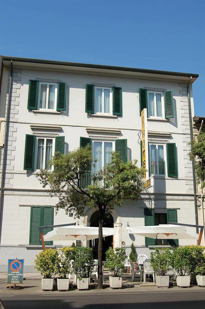 Hotel Ondina Viareggio Esterno foto