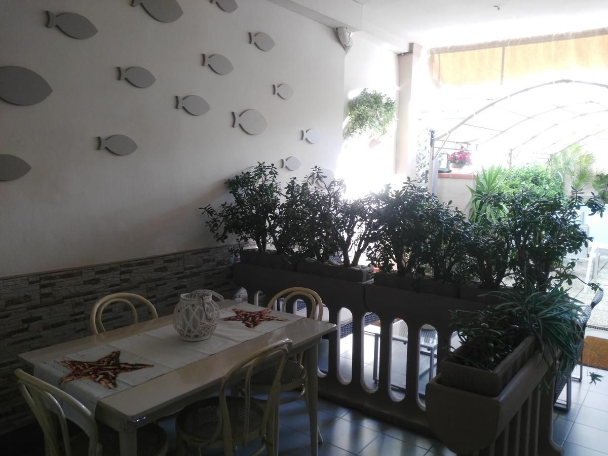 Hotel Ondina Viareggio Esterno foto